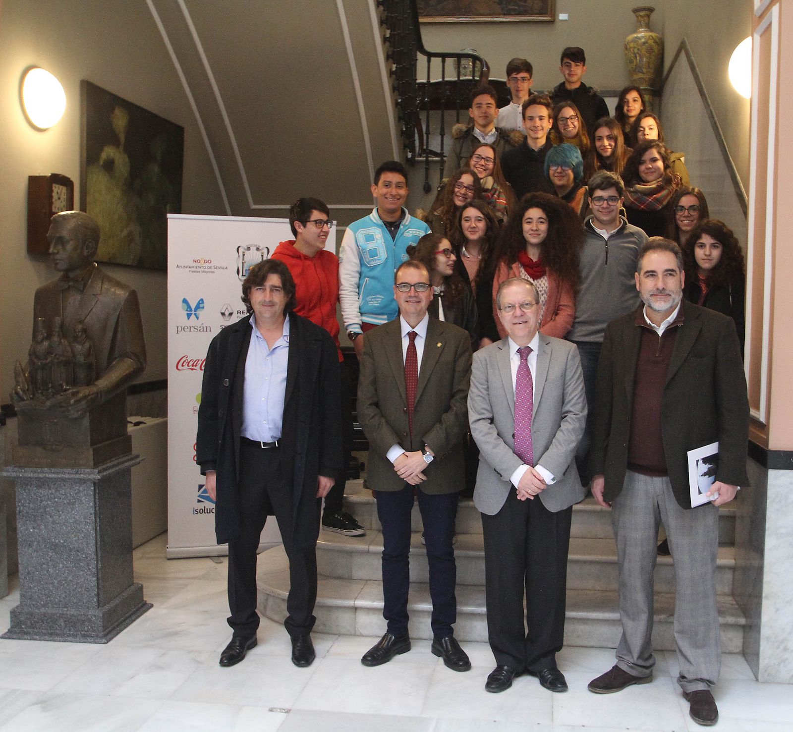 Los alumnos participantes, en el Ateneo.