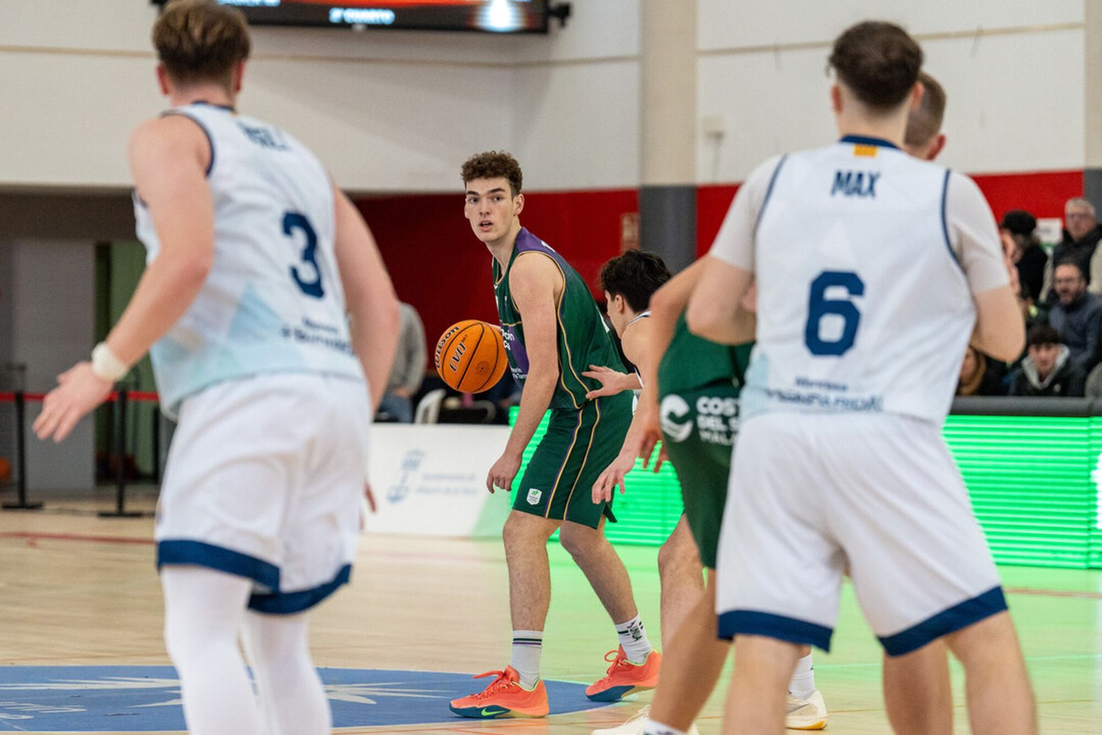 Liga U22: Carácter y remontada del Unicaja ante el BAXI Manresa (88-85)