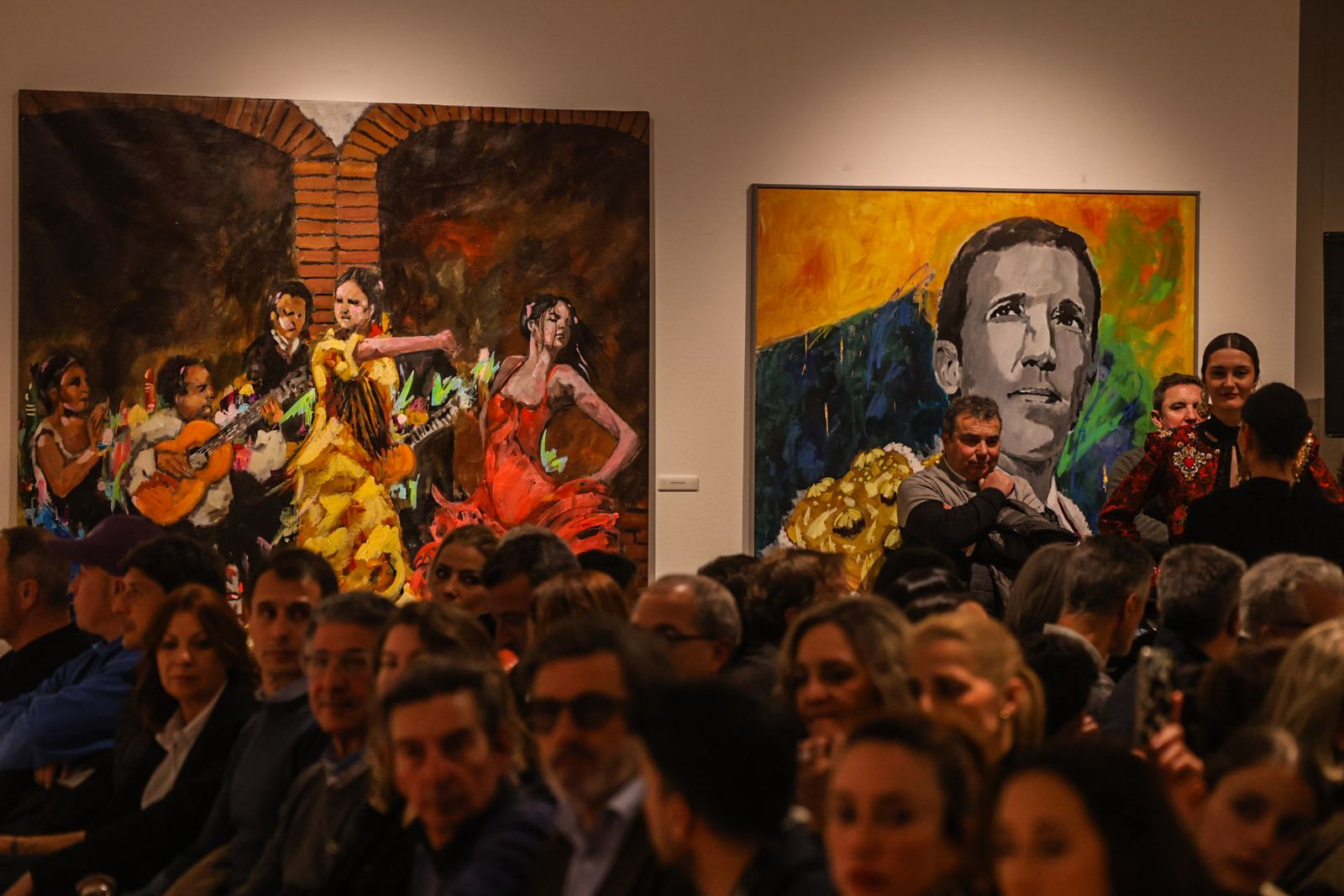 Fotografías de la exposición de ámbito taurino 'Miradas, trazos y estilo'. En el Museo de Huelva