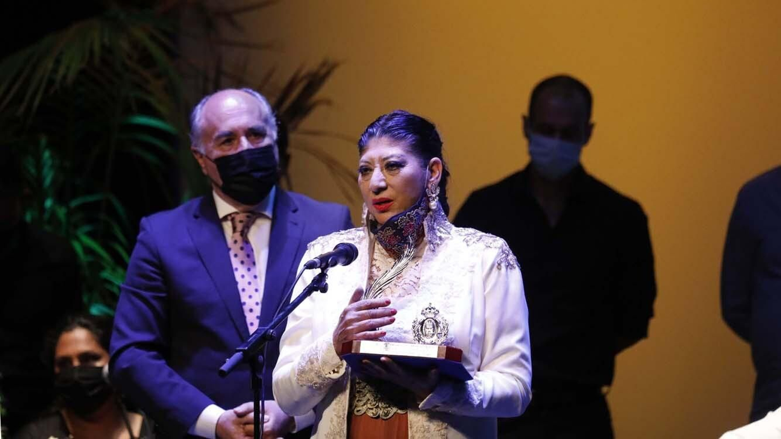 Las fotos de la entrega de la Palma de Plata a Manuela Carrasco