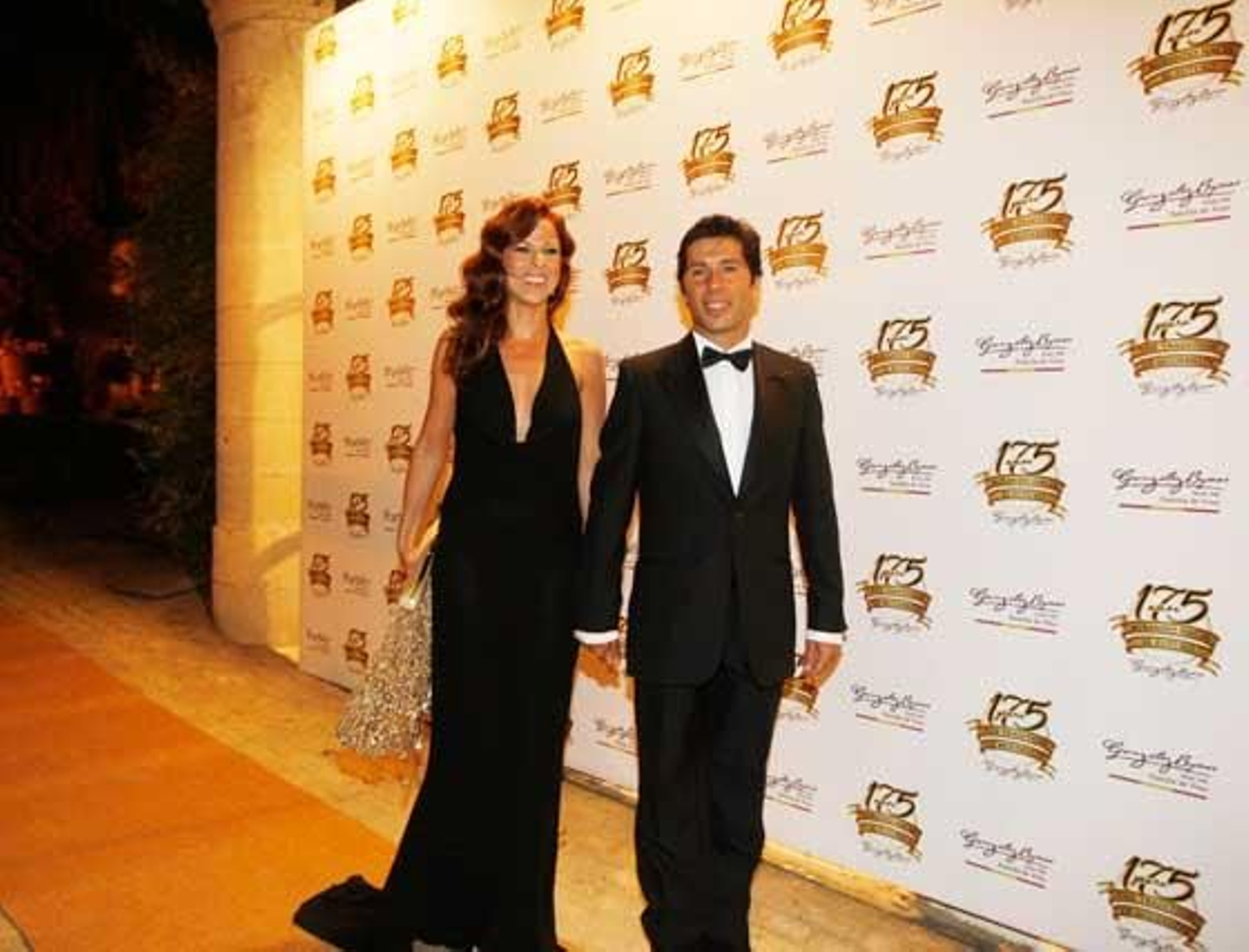 Pastora Soler, junto a su esposo, Francis Viñolo.

Foto: Pascual