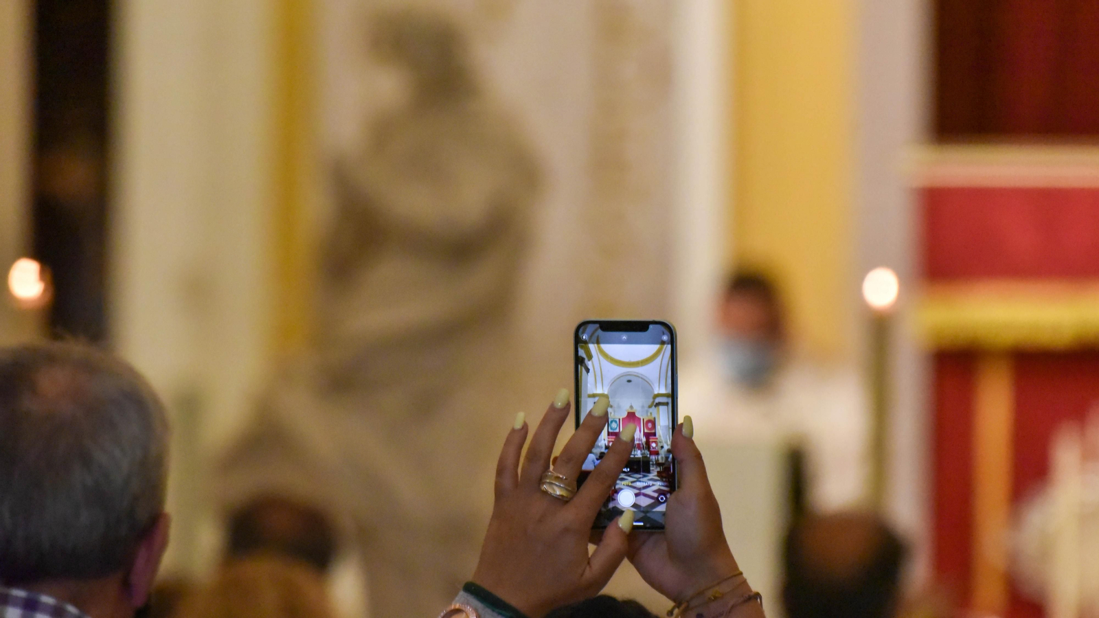 Las fotos de la perigrinacion religiosa  Madre Ven en la Iglesia de La Palma