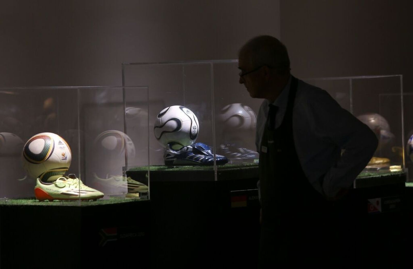 Así es la exposición '10 leyendas en la historia del mundial'