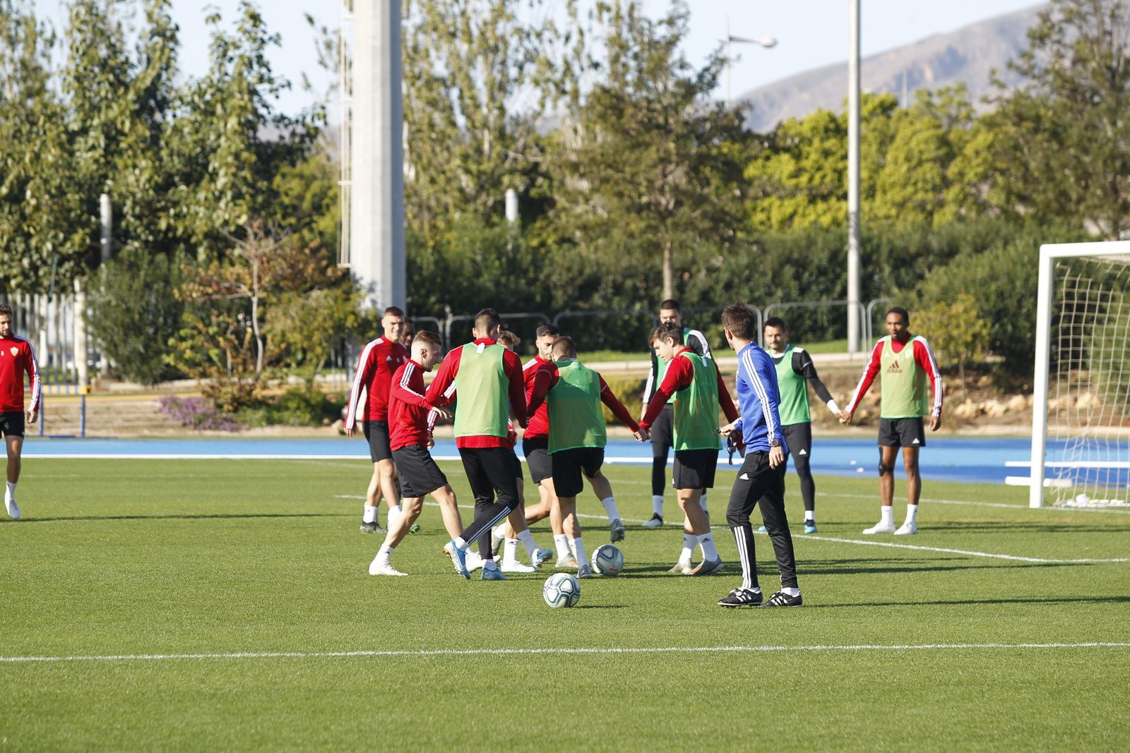 Fotogalería del entrenamiento del Almería previa al partido ante el Numancia
