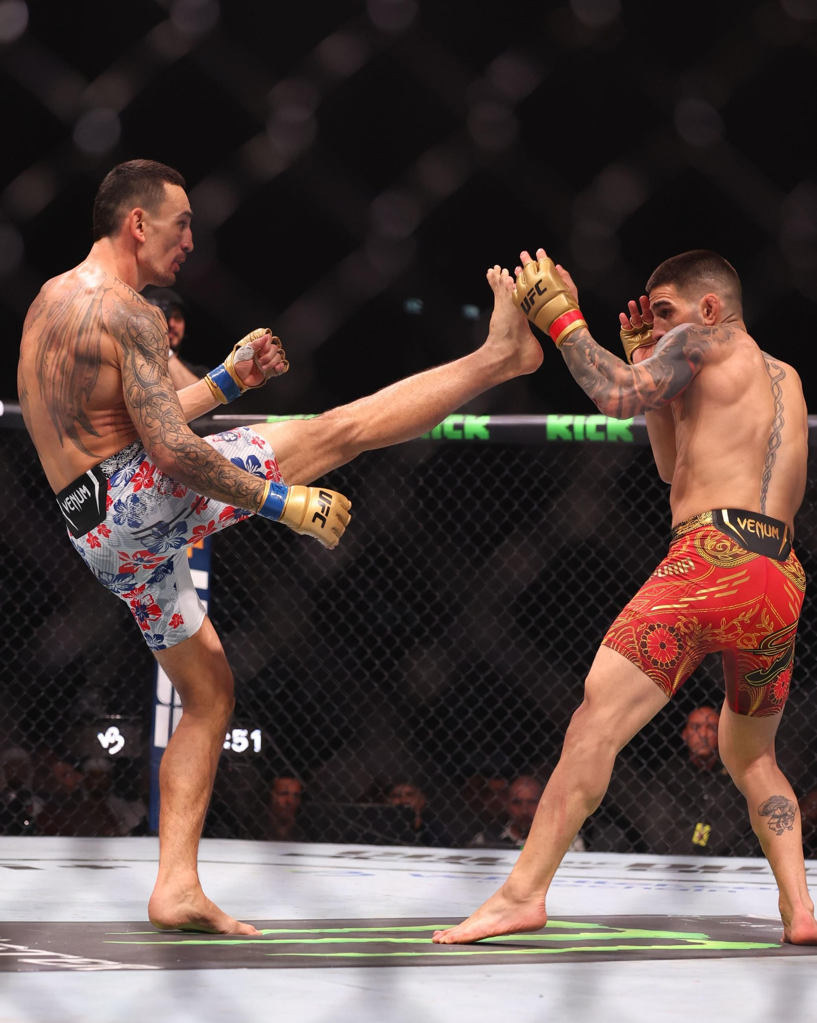 Las fotos de Topuria - Holloway