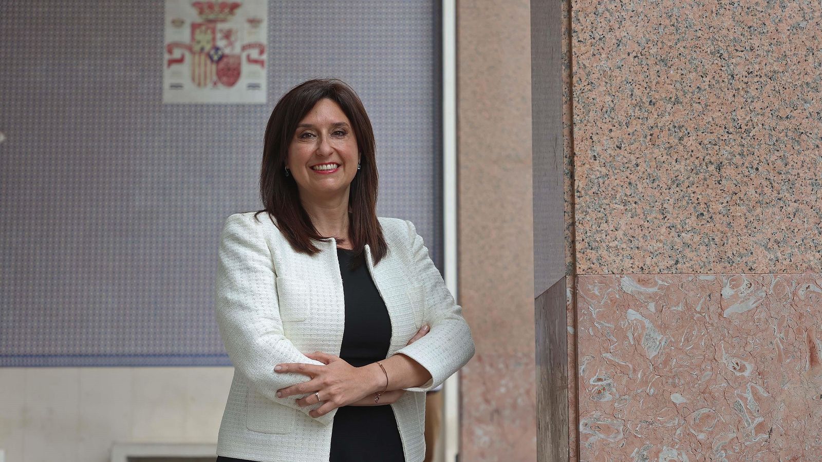 Aurora Andrés a las puertas del Palacio de Justicia de Algeciras.