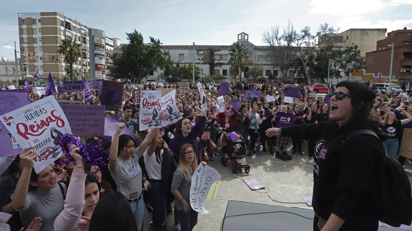 Imágenes de la manifestación  por el Día de la Mujer en Algeciras