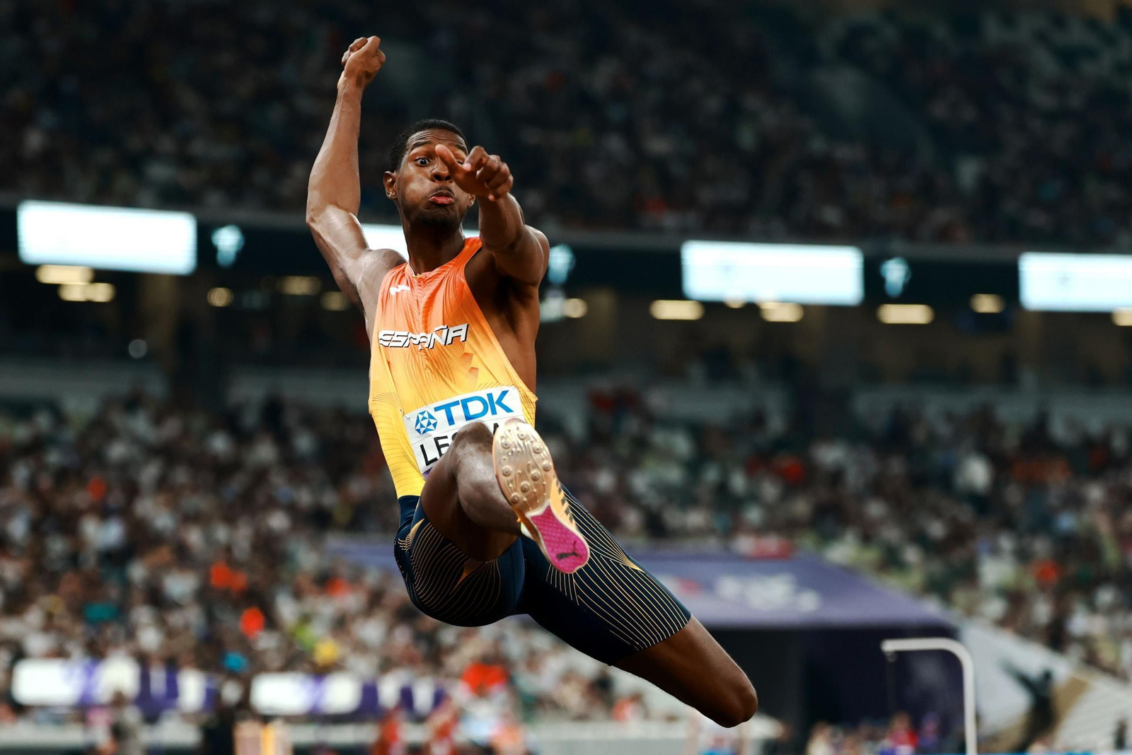 Las fotos de la lesión de Jordan Díaz y del resto de la jornada del Mundial de atletismo