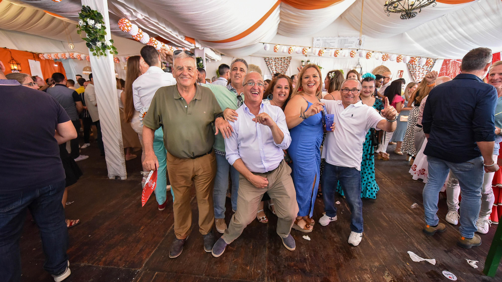 Búscate en las fotos del jueves en la Feria Real de Algeciras