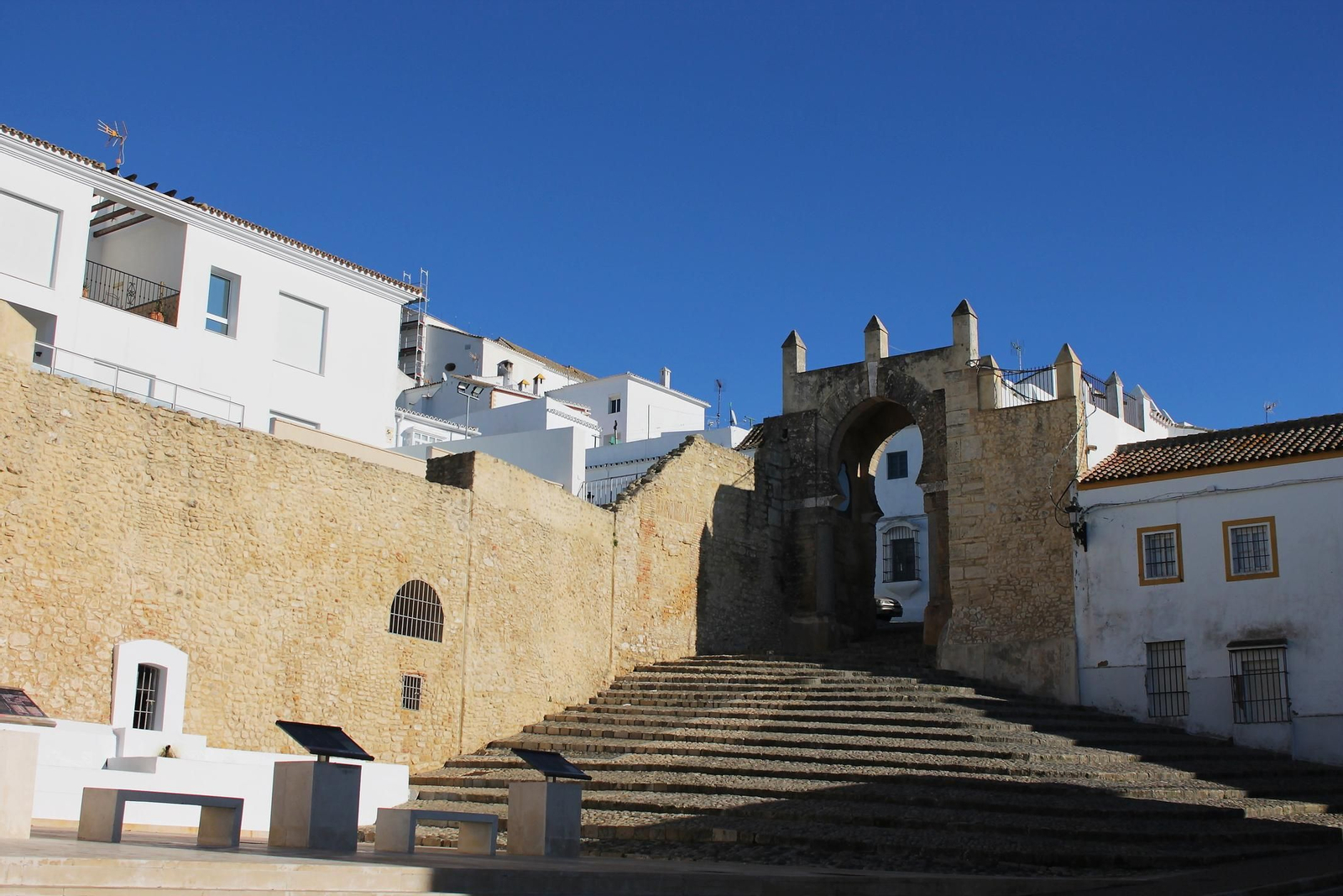 Arco de la Pastora en Medina