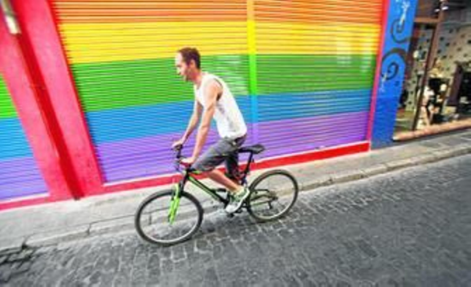 Para evitar la Gran Vía, el Ayuntamiento propone itinerarios alternativos.