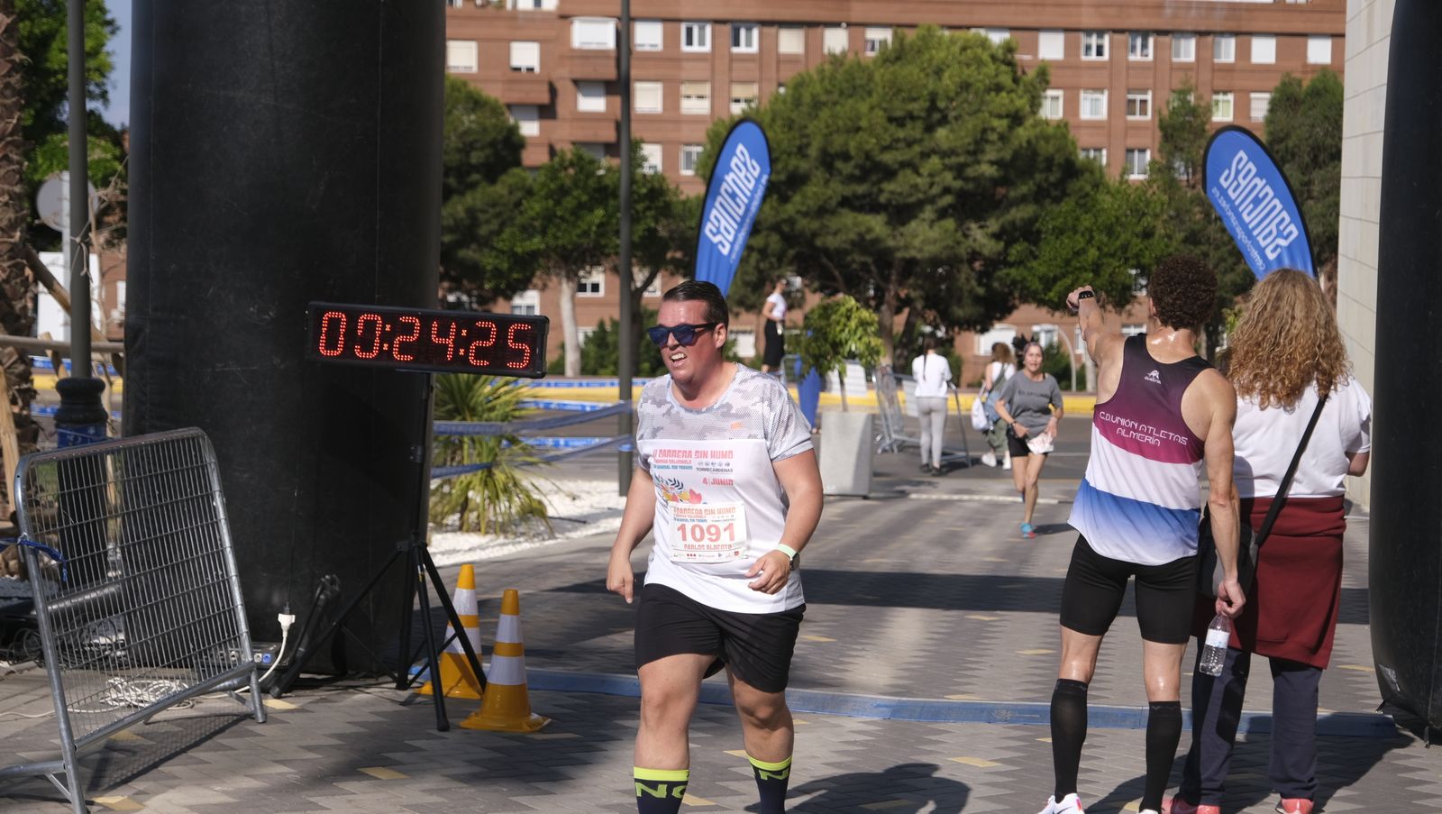 Imágenes de la II Carrera Sin Humo, en Almería