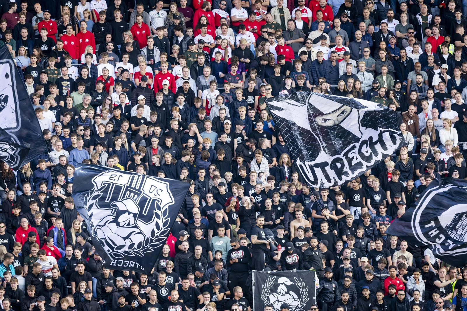 Aficionados del Utrecht, en un reciente partido ante el Groningen.
