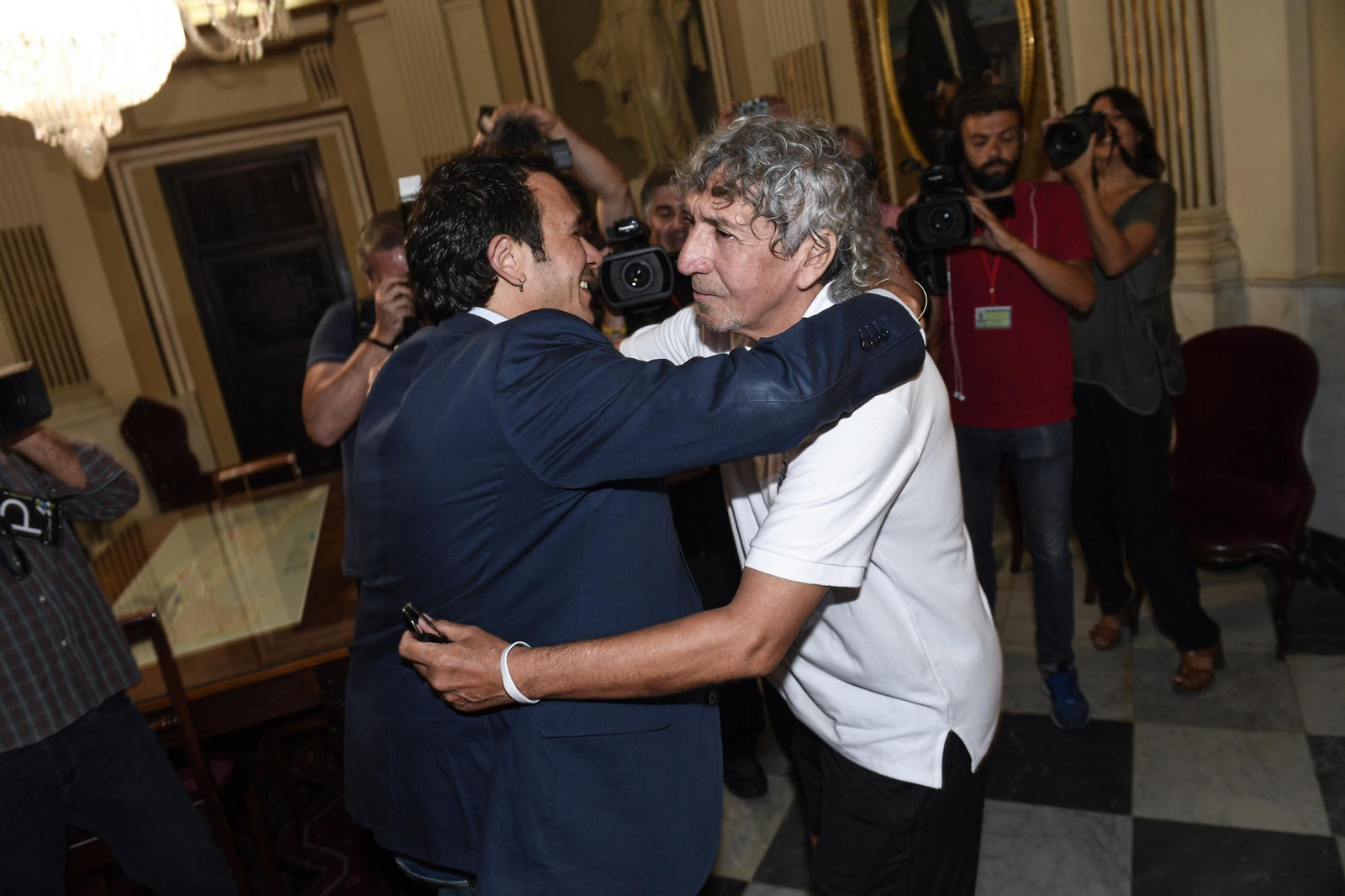 Mágico, alucinado con el recibimiento en Cádiz