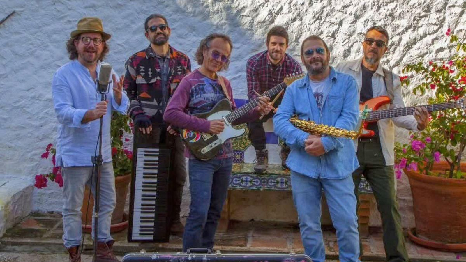 Tabletóm actúa este domingo en horario vermut en el Café Central Teatro de Baeza.