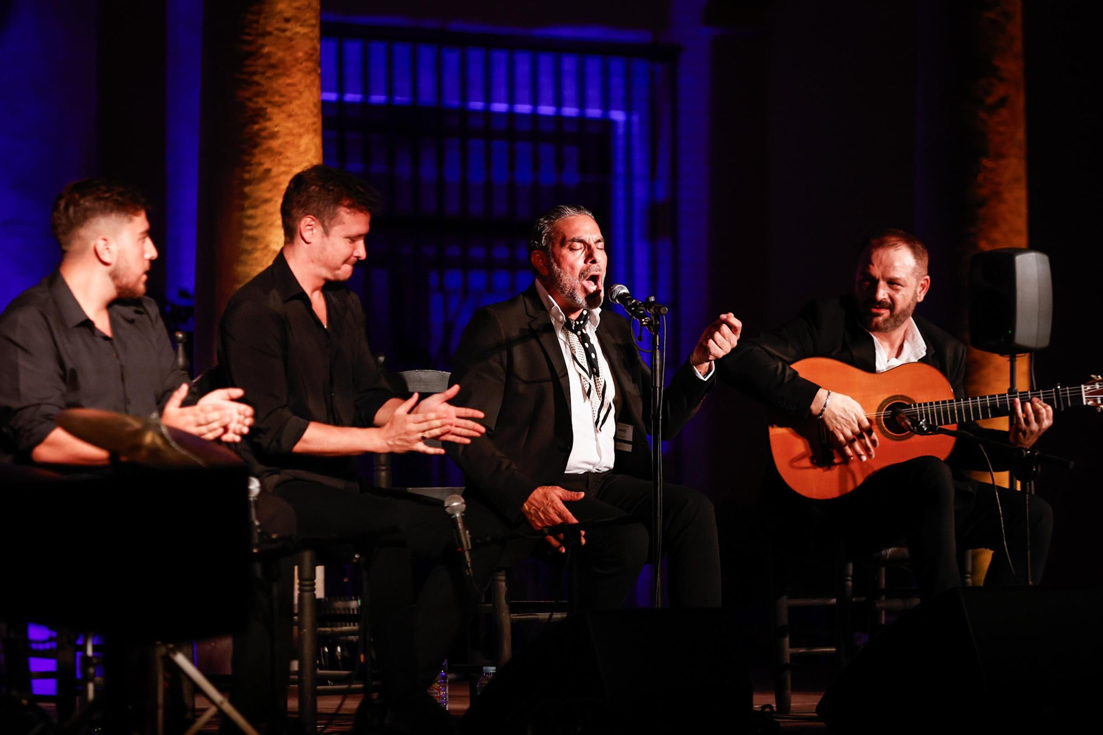 Pedro el Granaíno hace vibrar la Abadía del Sacromonte durante I Bienal de Flamenco de Granada: en imágenes