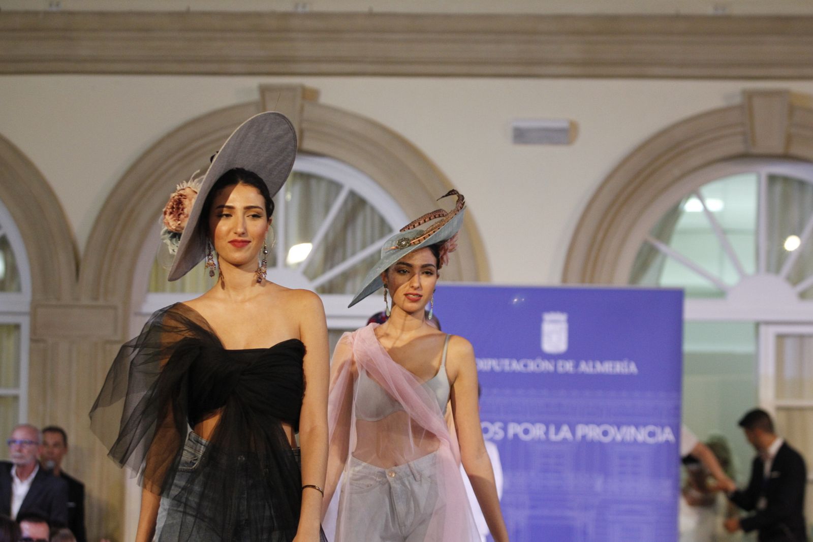 Fotogalería desfile de moda Asociación de Fibromialgia de Almería AFIAL
