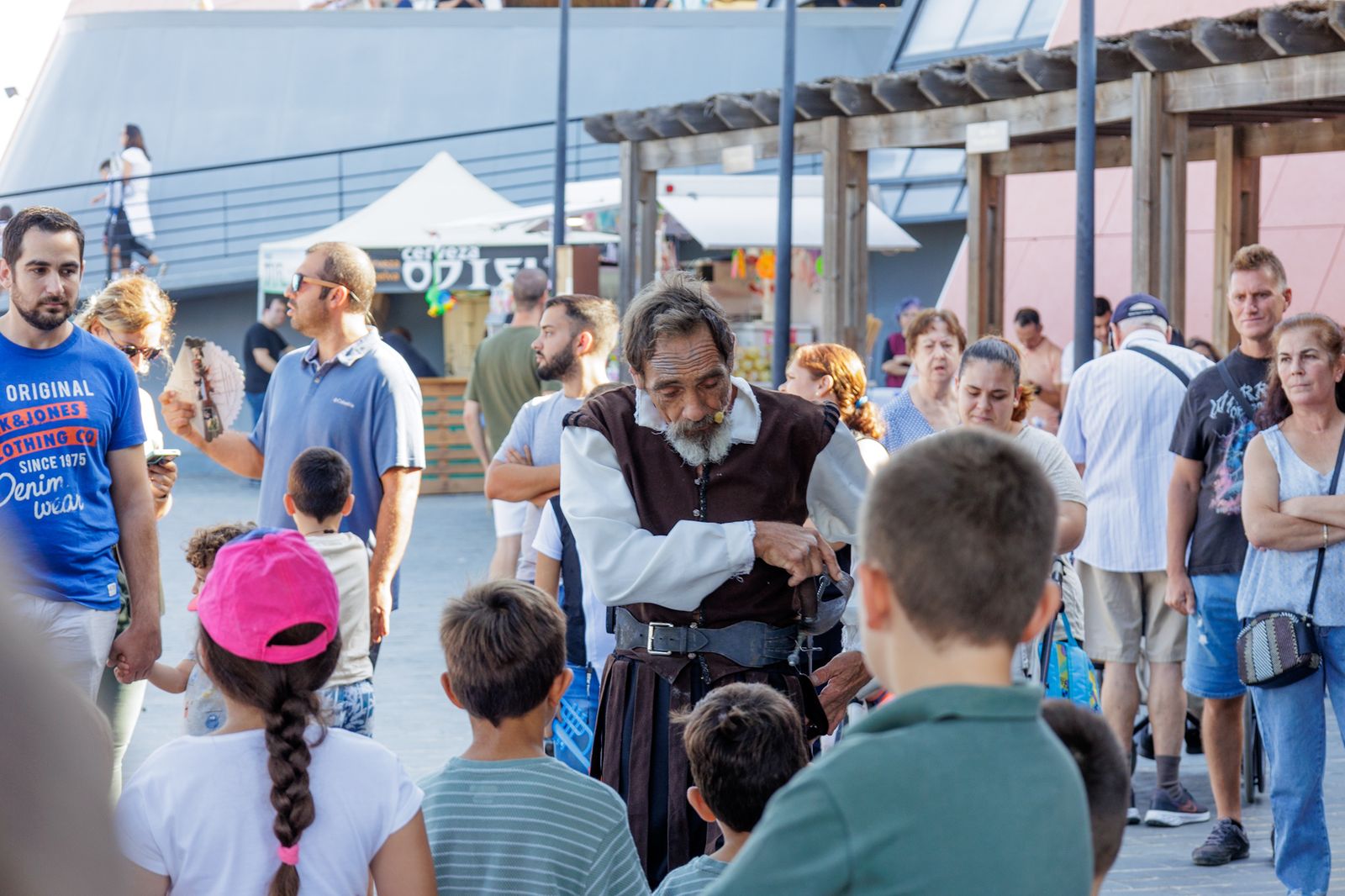 Las imágenes del Muelle de las Carabelas este 12 de octubre
