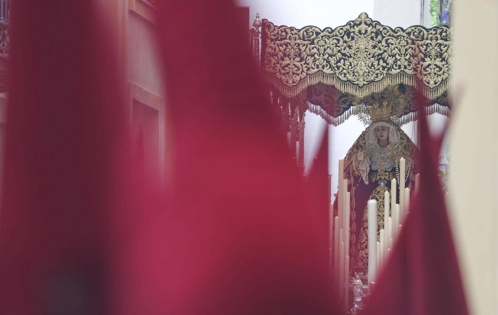 Las Penas en el Martes Santo de Málaga, en fotos