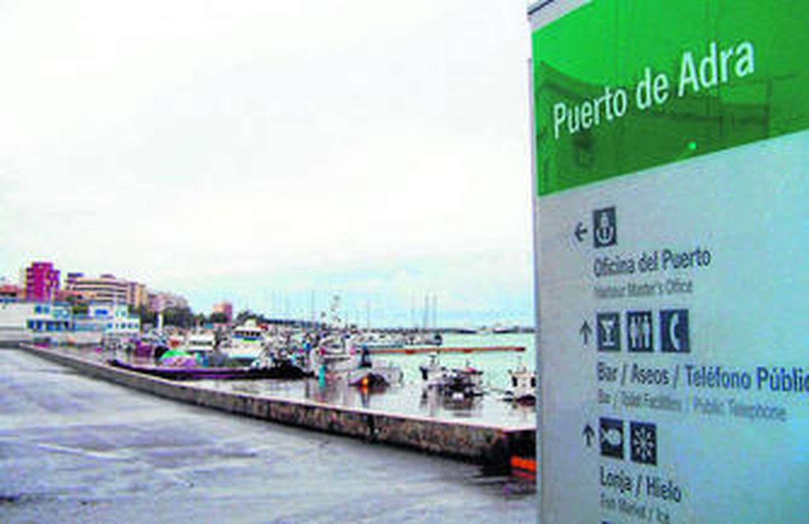 El Ayuntamiento quiere explotar el filón de la restauración en el Puerto de la localidad.