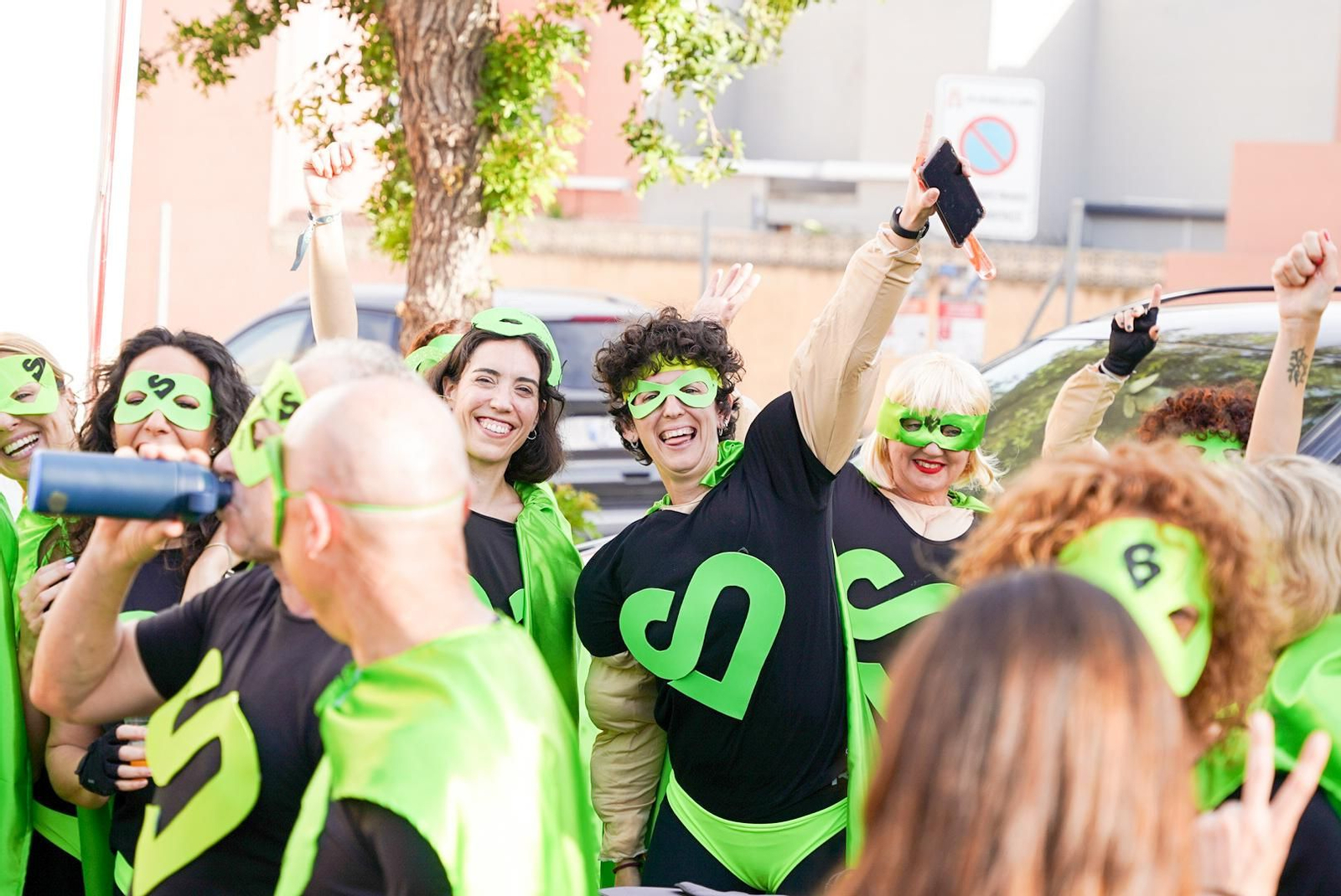 Desfile de carrozas y pregón de las fiestas de Huércal de Almería