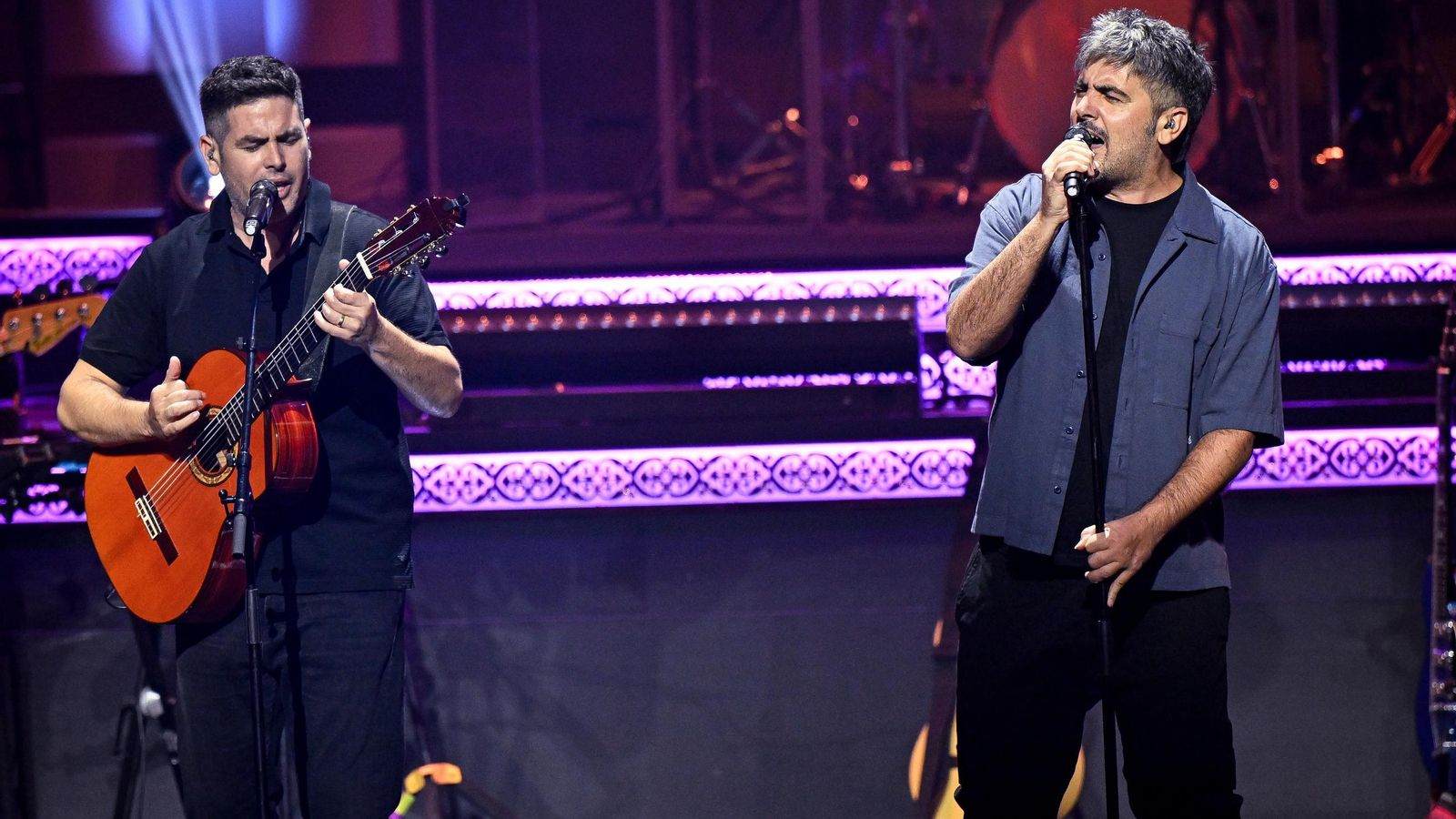 Estopa interpretó 'Como el Agua'.