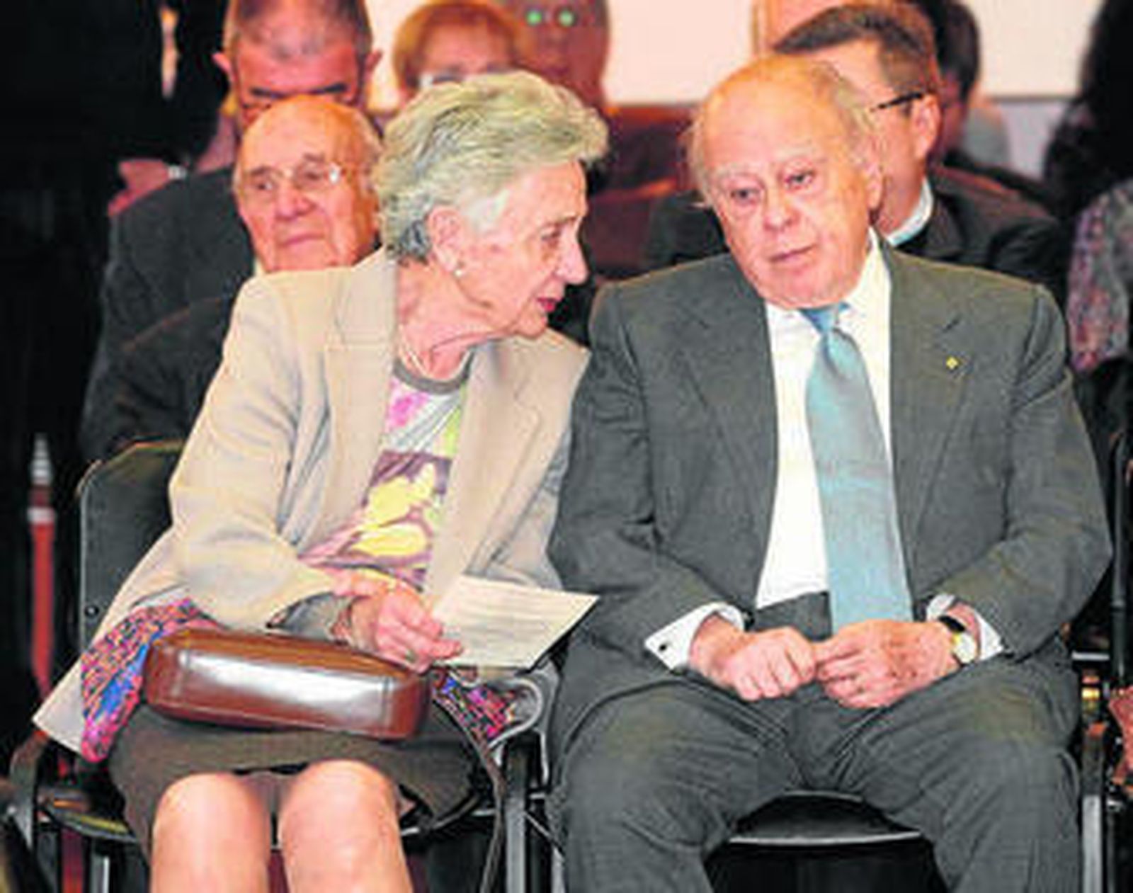 Jordi Pujol y su esposa, Marta Ferrusola, durante un acto con donantes de fondos al Archivo Nacional de Cataluña.