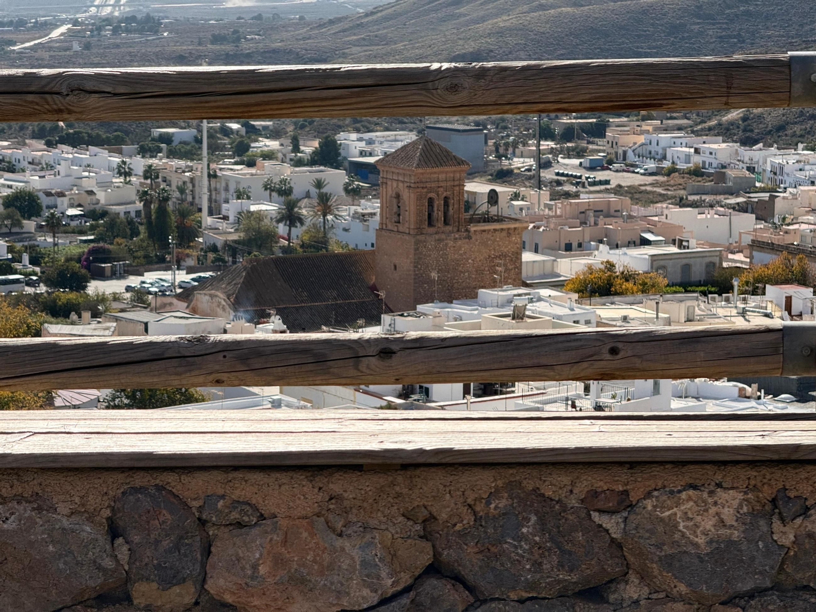 La Villa de Níjar tiene unas vistas espectaculares desde su Atalaya.