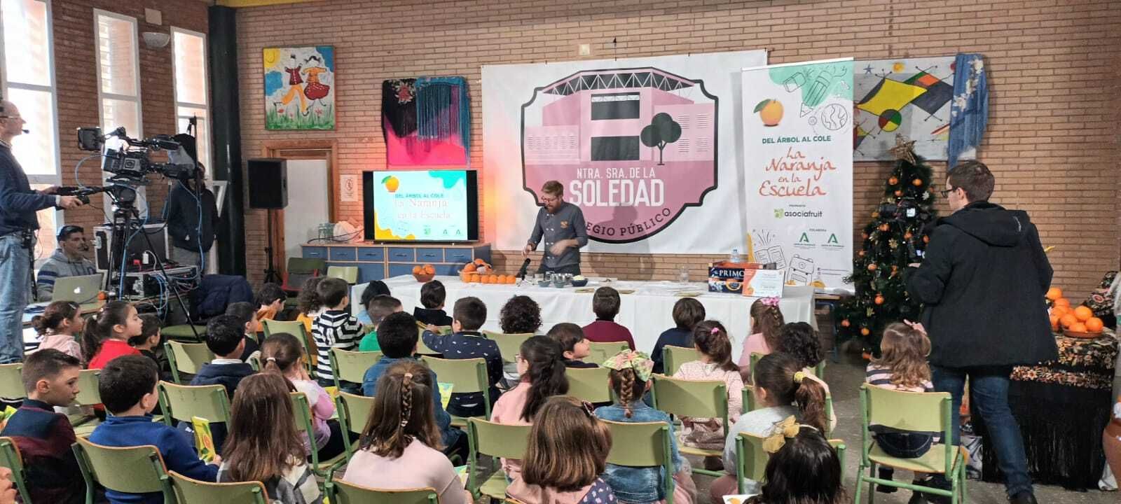 Campaña de la naranja en los colegios
