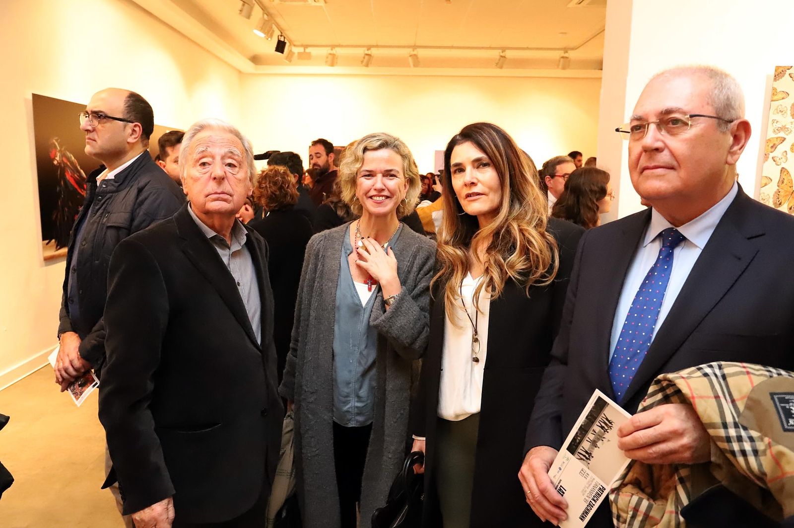 Imágenes de la exposición de Latitudes "Fotoperformances" de Cecilia Paredes