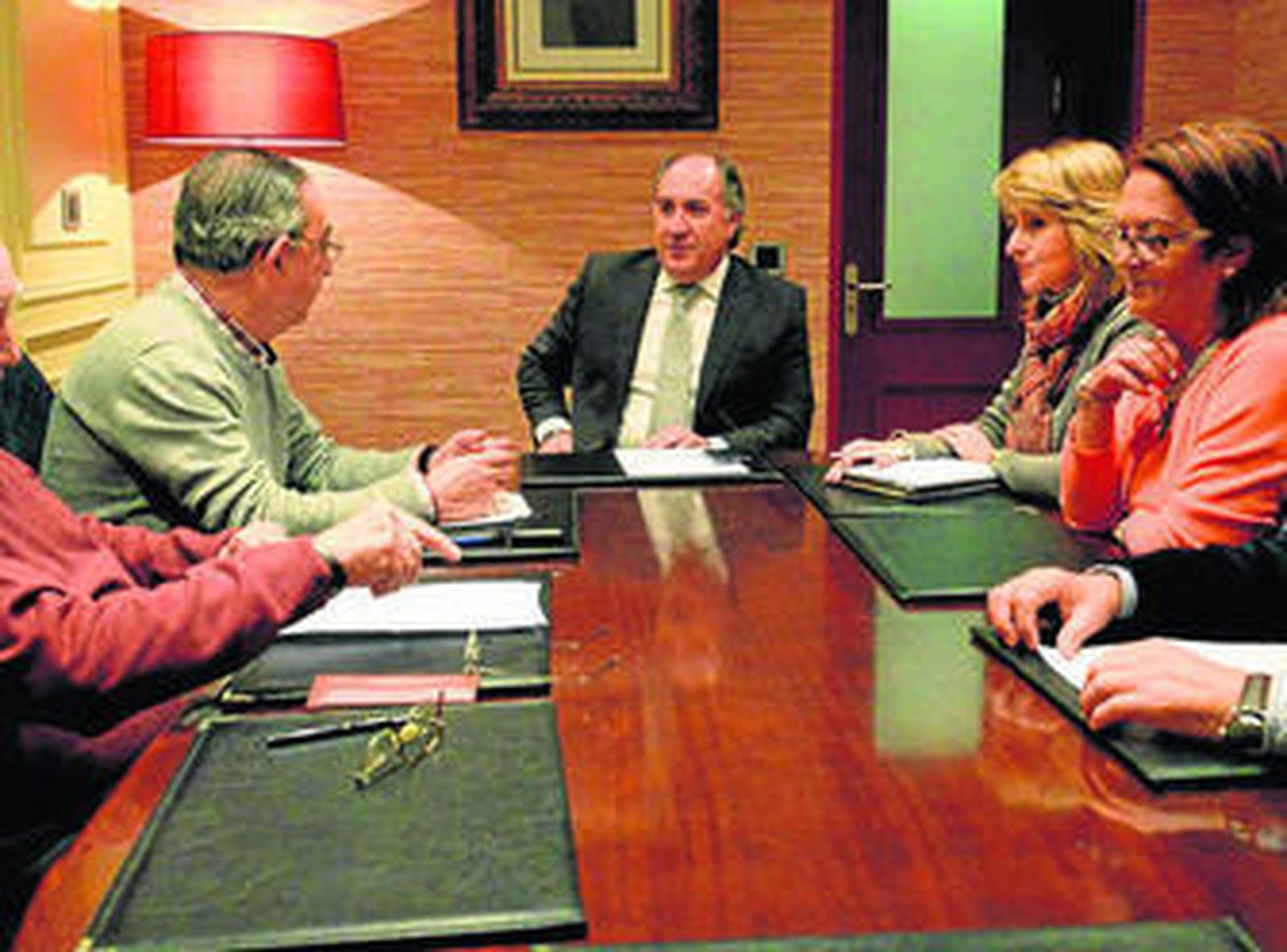 Imagen de archivo de un encuentro de Landaluce con la Sociedad del Cante Grande.