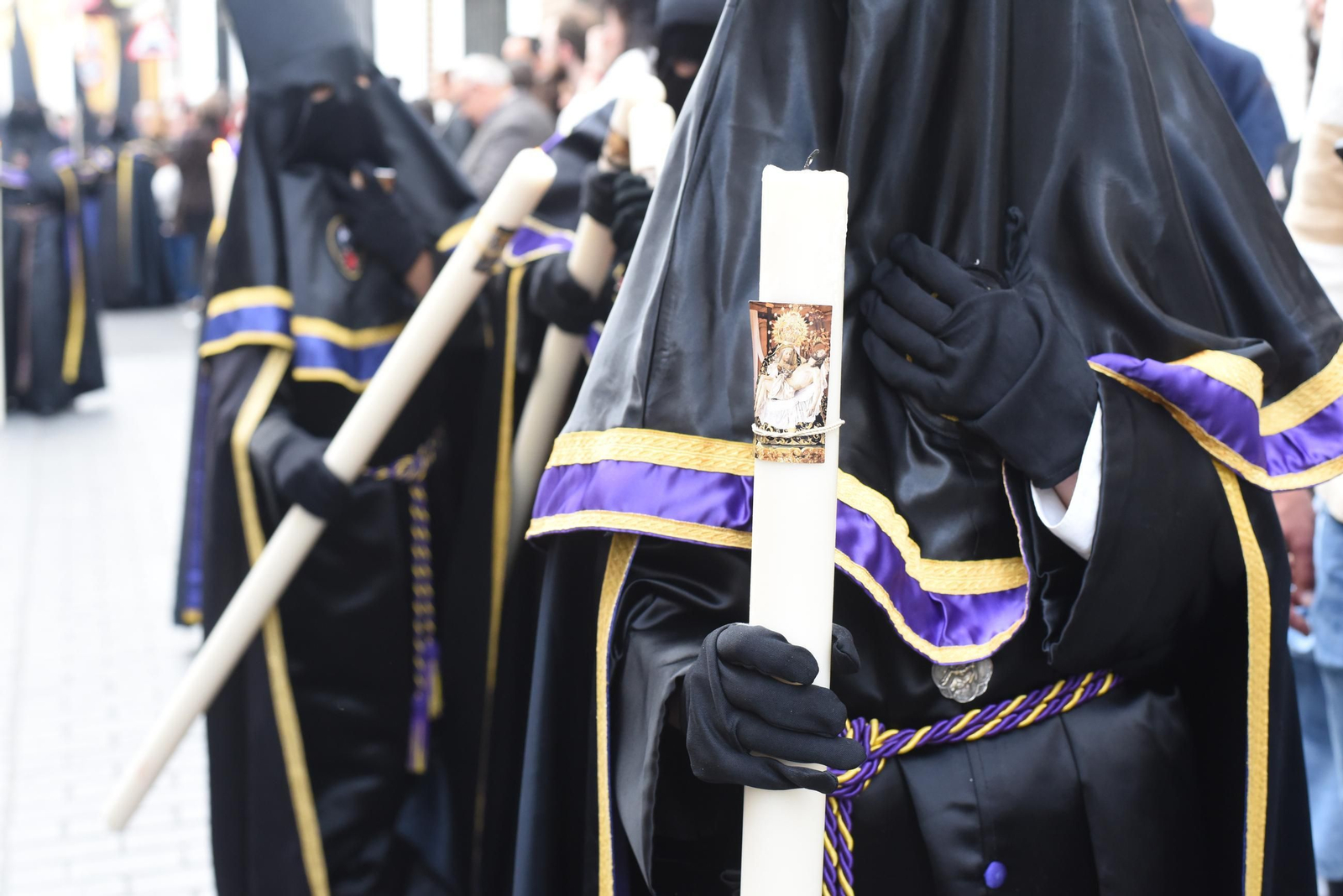 La procesión de las Angustias en este Jueves Santo de Córdoba, en imágenes