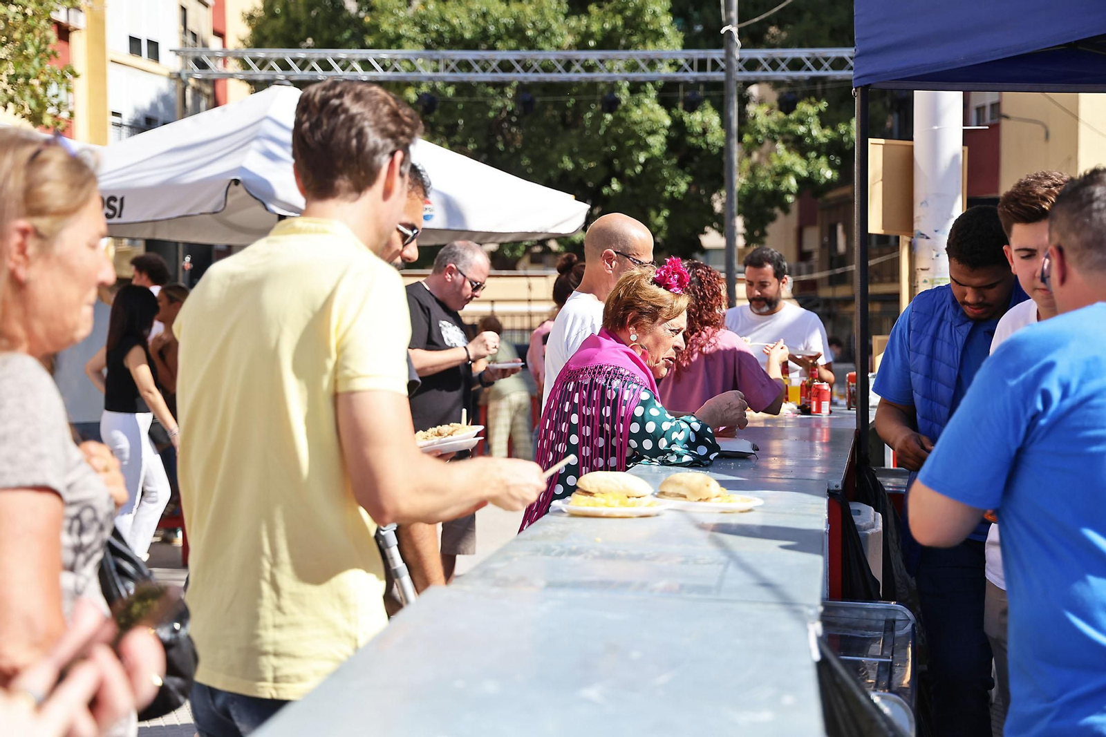 Imágenes de la Feria de las Migas y el Mosto en el Parque de La Luz de Huelva