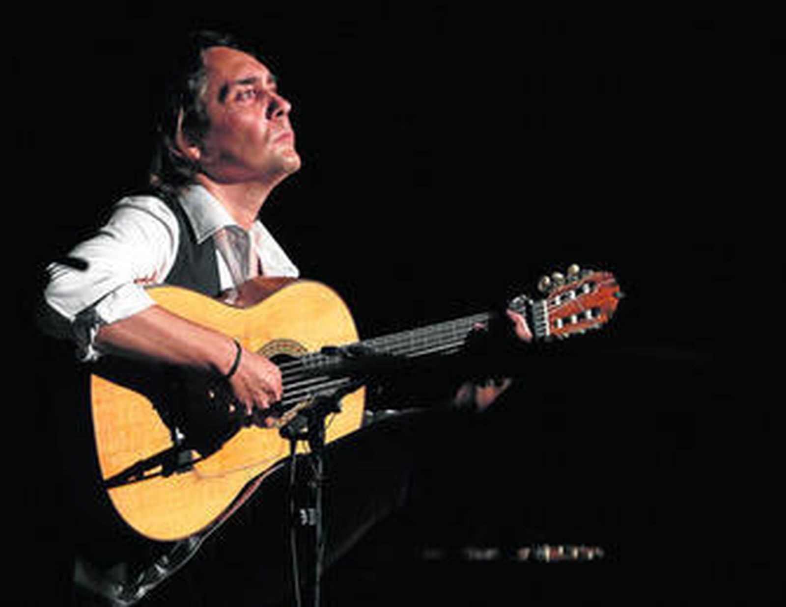 Vicente Amigo, la pasada primavera en un concierto celebrado en el Palacio de Carlos V de Granada.