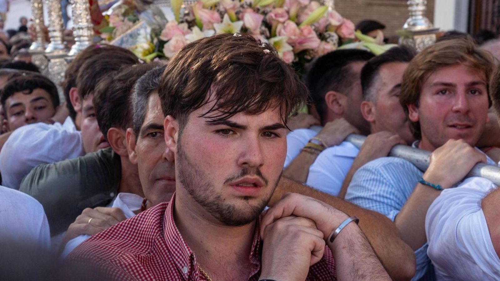 Cara de cansancio de un hombre de la Virgen de Montemayor