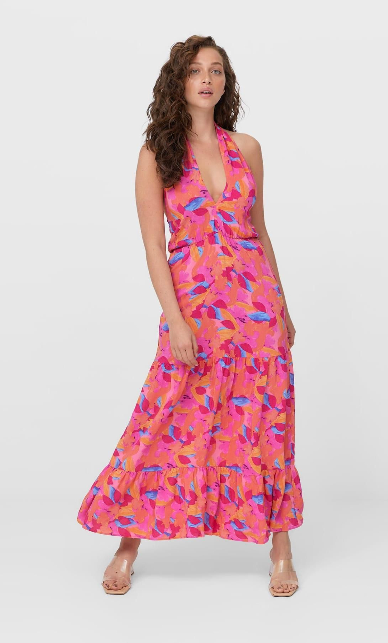 El vestido estampado de Stradivarius.