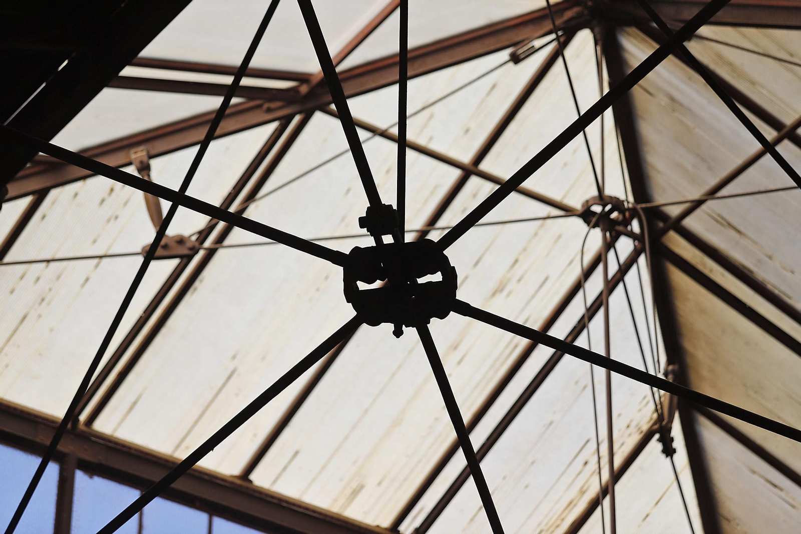 Visita a las entrañas del antiguo mercado de Santa Fé de Huelva