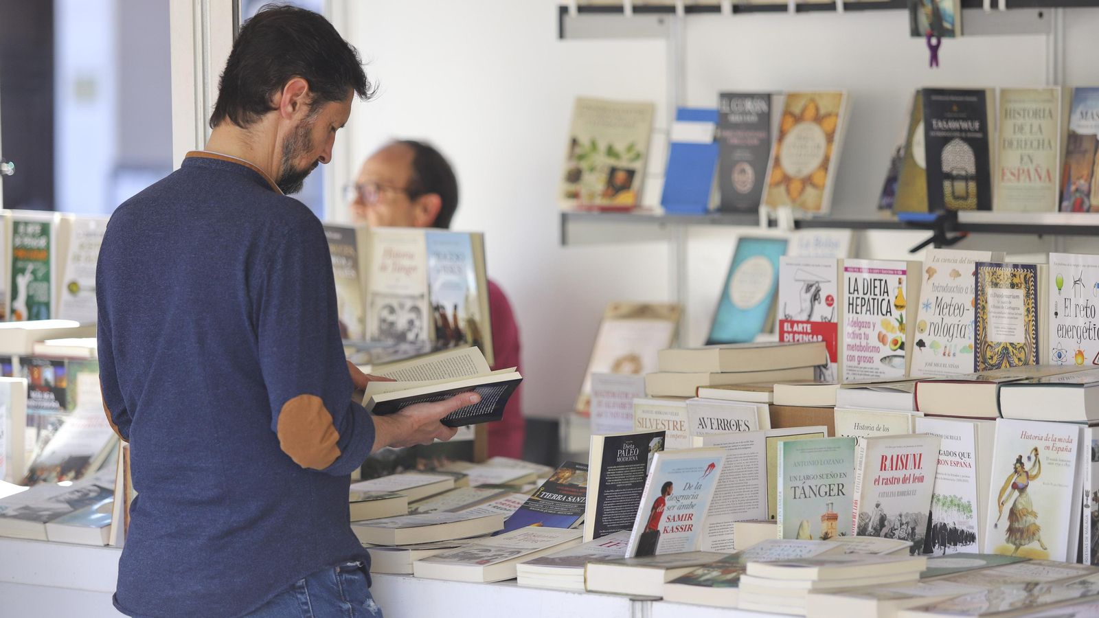 Última Feria del Libro celebrada en Máalaga, en la Plaza de la Merced, en 2019.