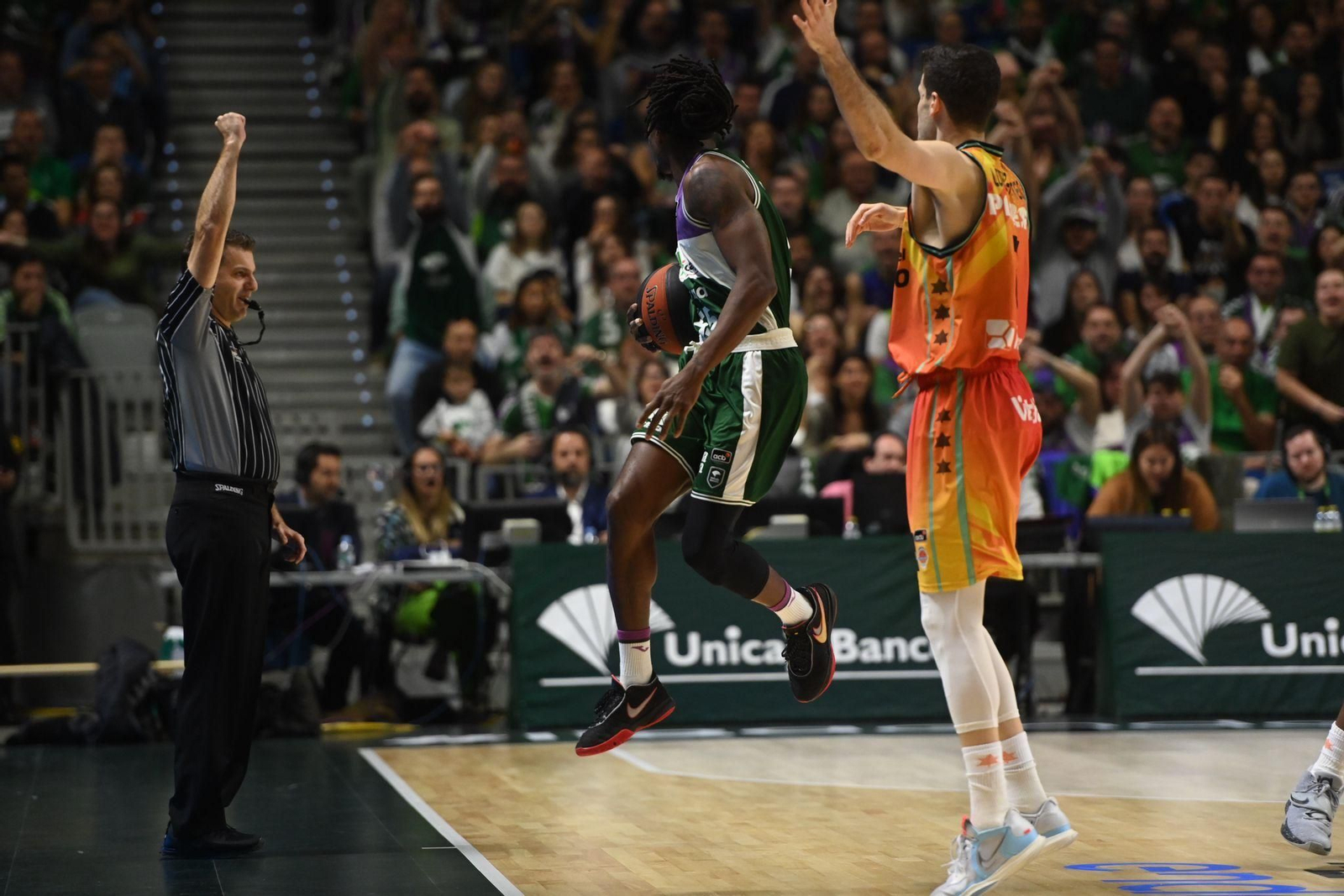 Unicaja - Valencia Basket, en fotos