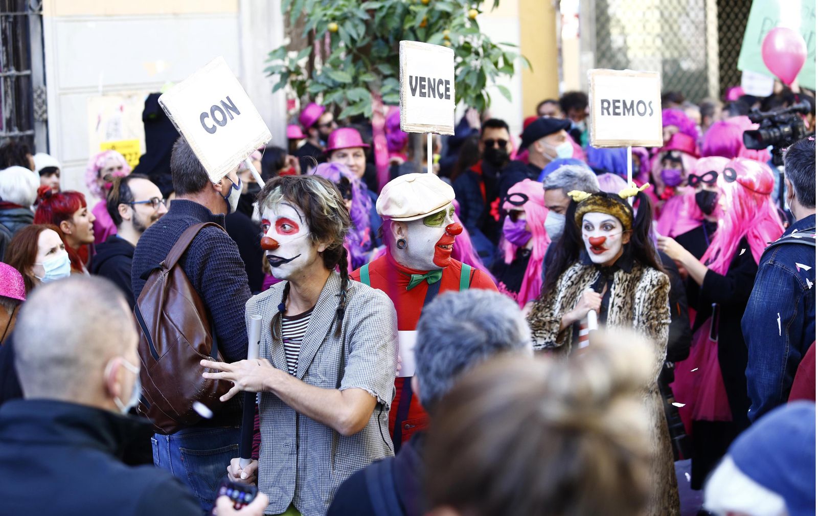 La manifestación de La Casa Invisible de Málaga, en fotos