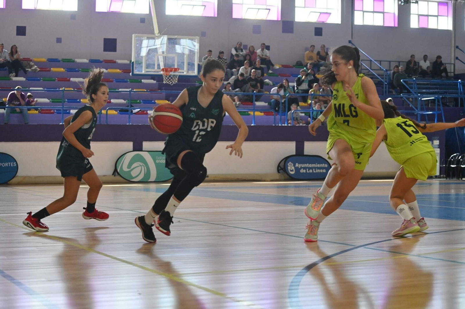 Las fotos de la última jornada del Andaluz infantil femenino de baloncesto de La Línea
