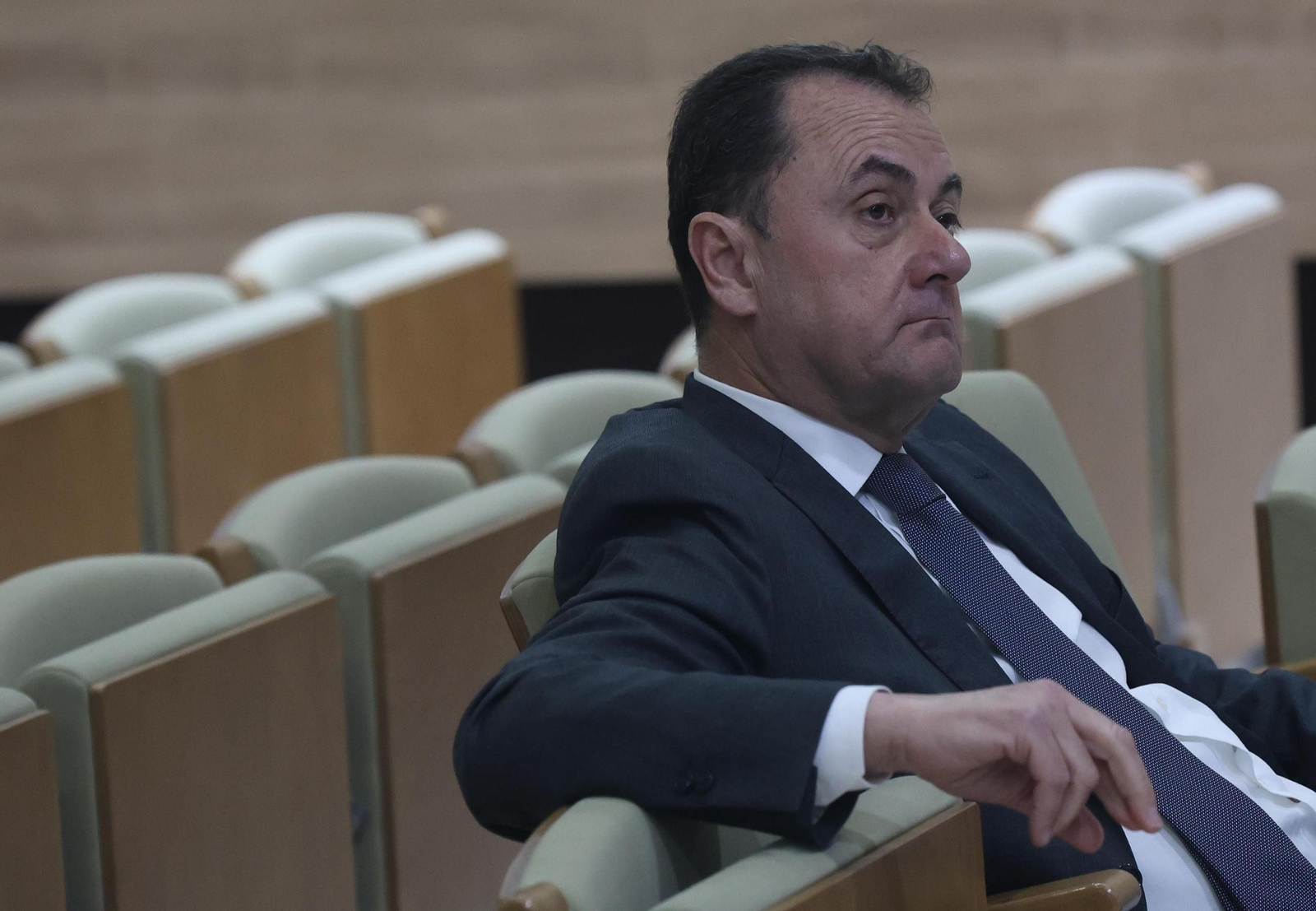 Las imágenes de Loren Juarros haciendo balance del mercado del Málaga