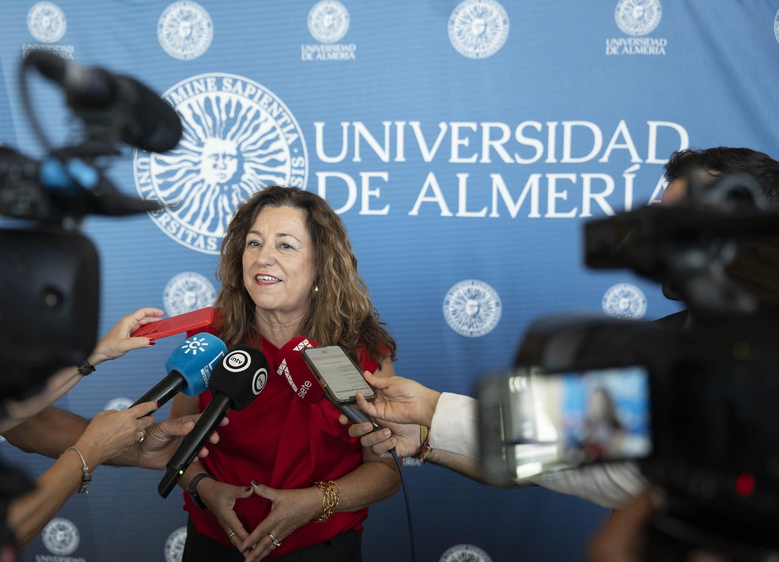 Acto académico de apertura del curso 2025-2026 en la UAL