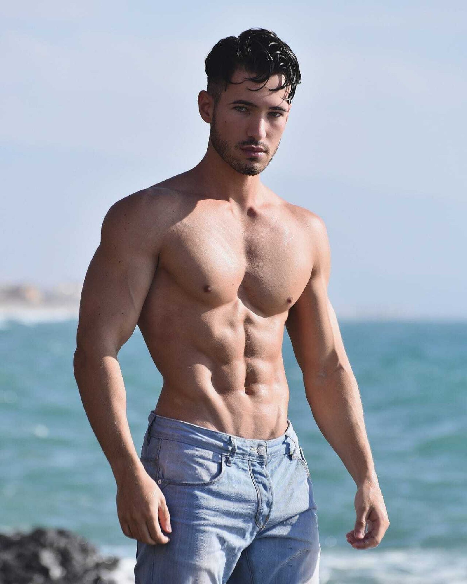 El almeriense, listo para representar a la provincia en el prestigioso certamen.