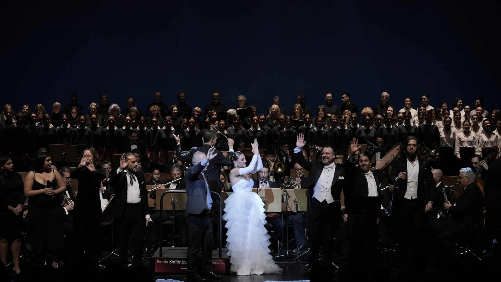 Laura Gallego, en el concierto 'Así canta nuestra tierra en Navidad' en la Maestranza de Sevilla