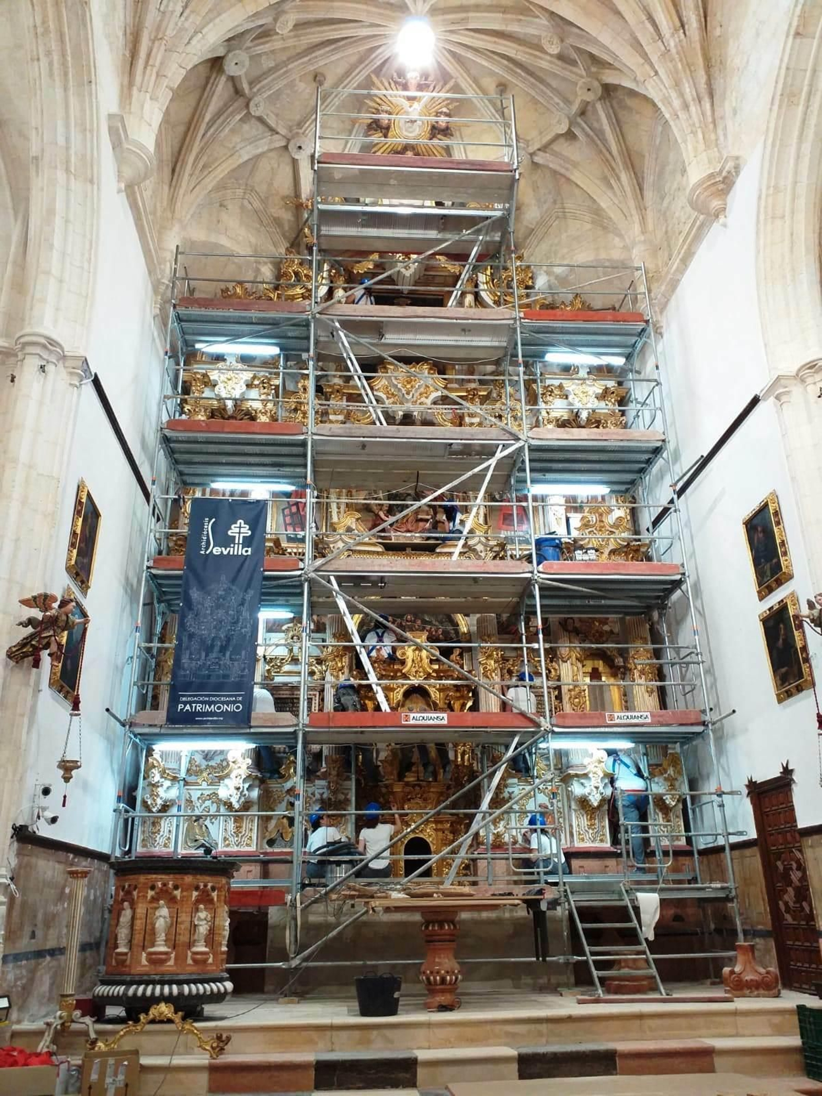 El retablo de Santa María de Estepa.