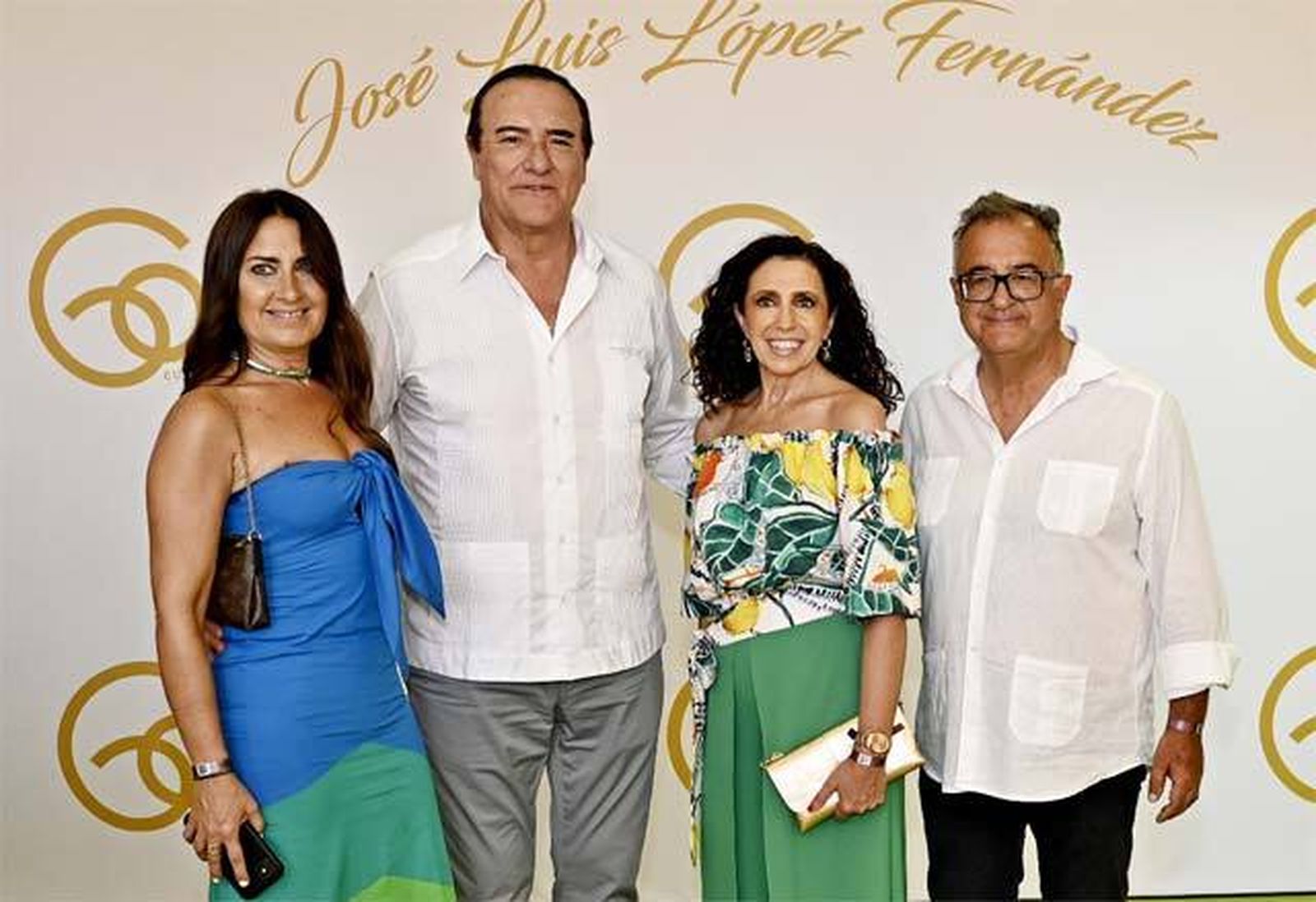 Políticos, actores, cantantes... muchos famosos entre los 3.500 invitados al cumpleaños de El Turronero