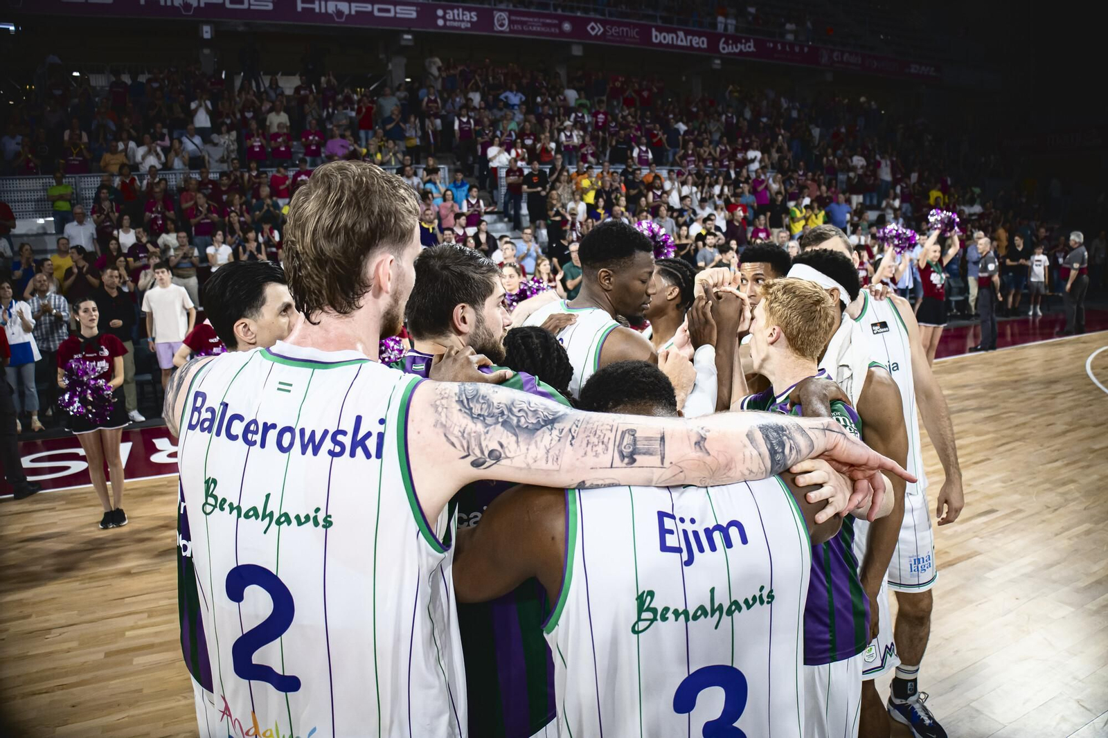El Unicaja hace piña en el Barris Nord.