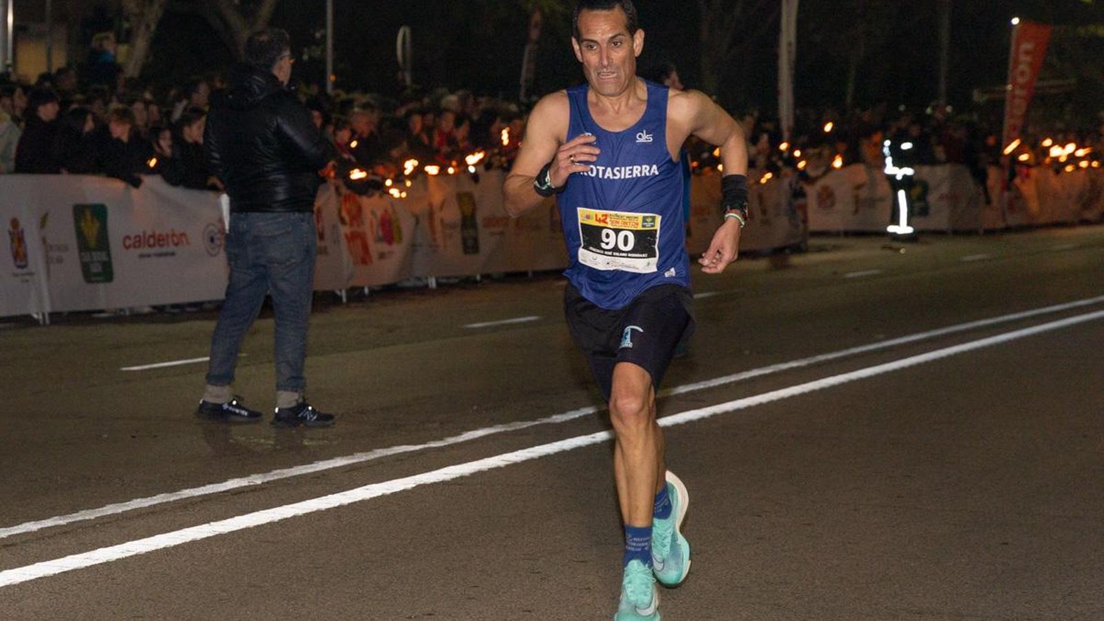 En imágenes: la élite del atletismo mundial despliega su calidad en la Carrera de San Antón de Jaén
