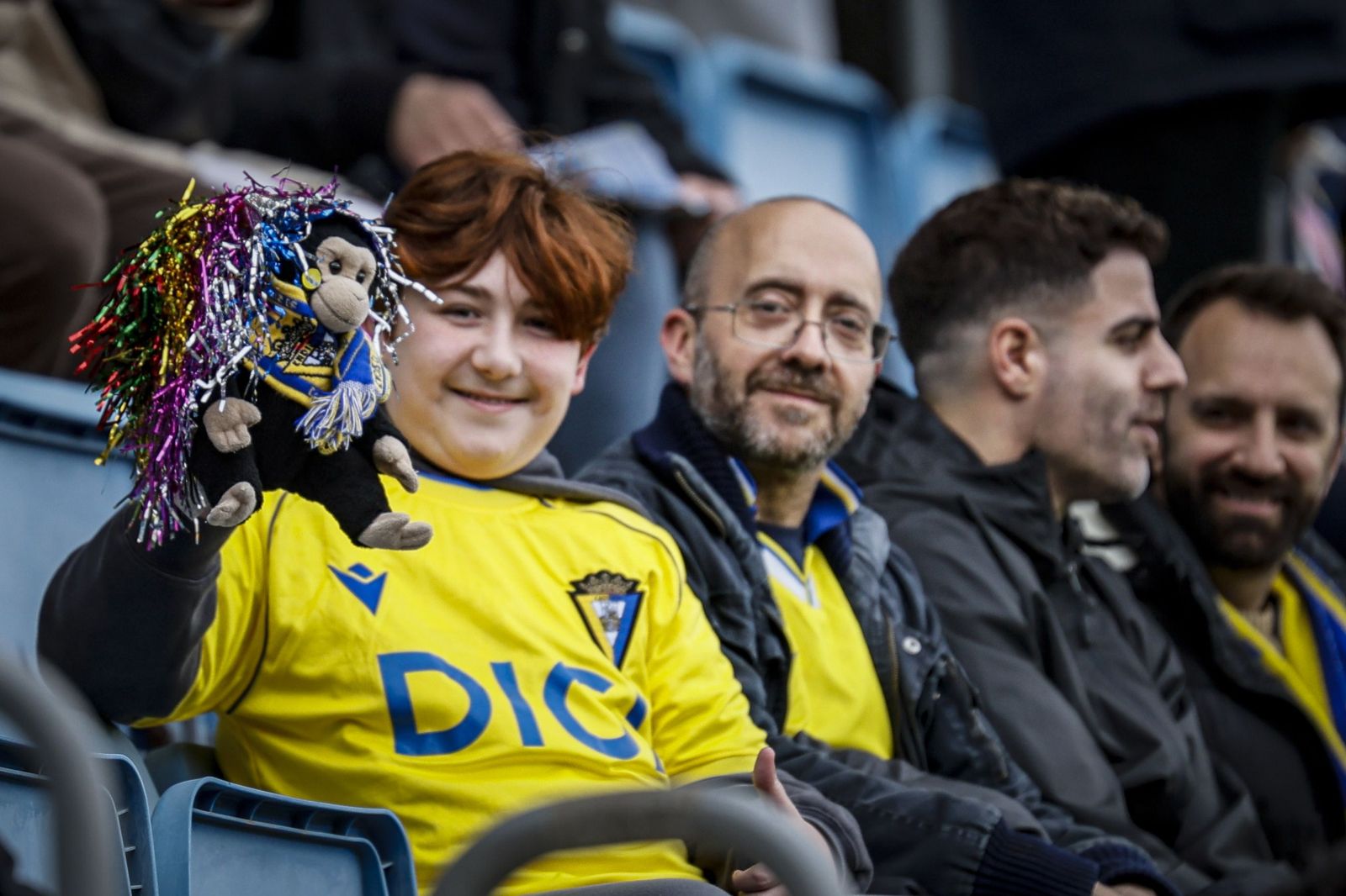 Búscate entre las imágenes del partido de fútbol Cádiz CF - UD Almería
